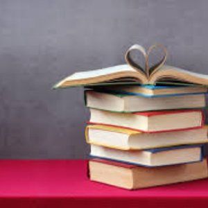 Meet your Posher, Bookworm Goddess